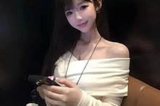 吃着中国饭诋毁中国文化700万网红遭央视打码人设彻底崩塌