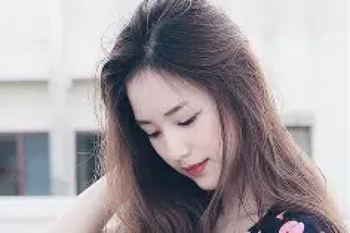 没想到出轨传闻线个月后许凯竟走上了另一条上坡路
